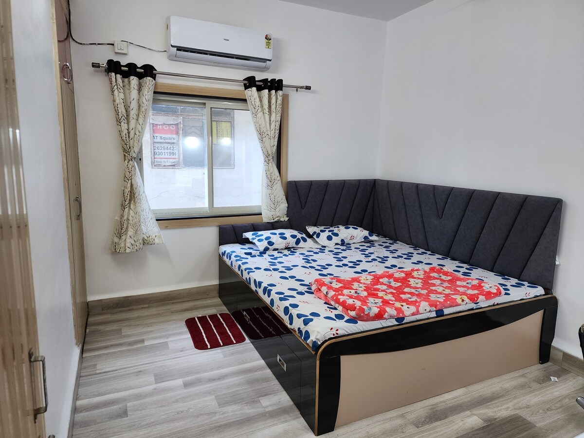 2BHK fully equipped apartment