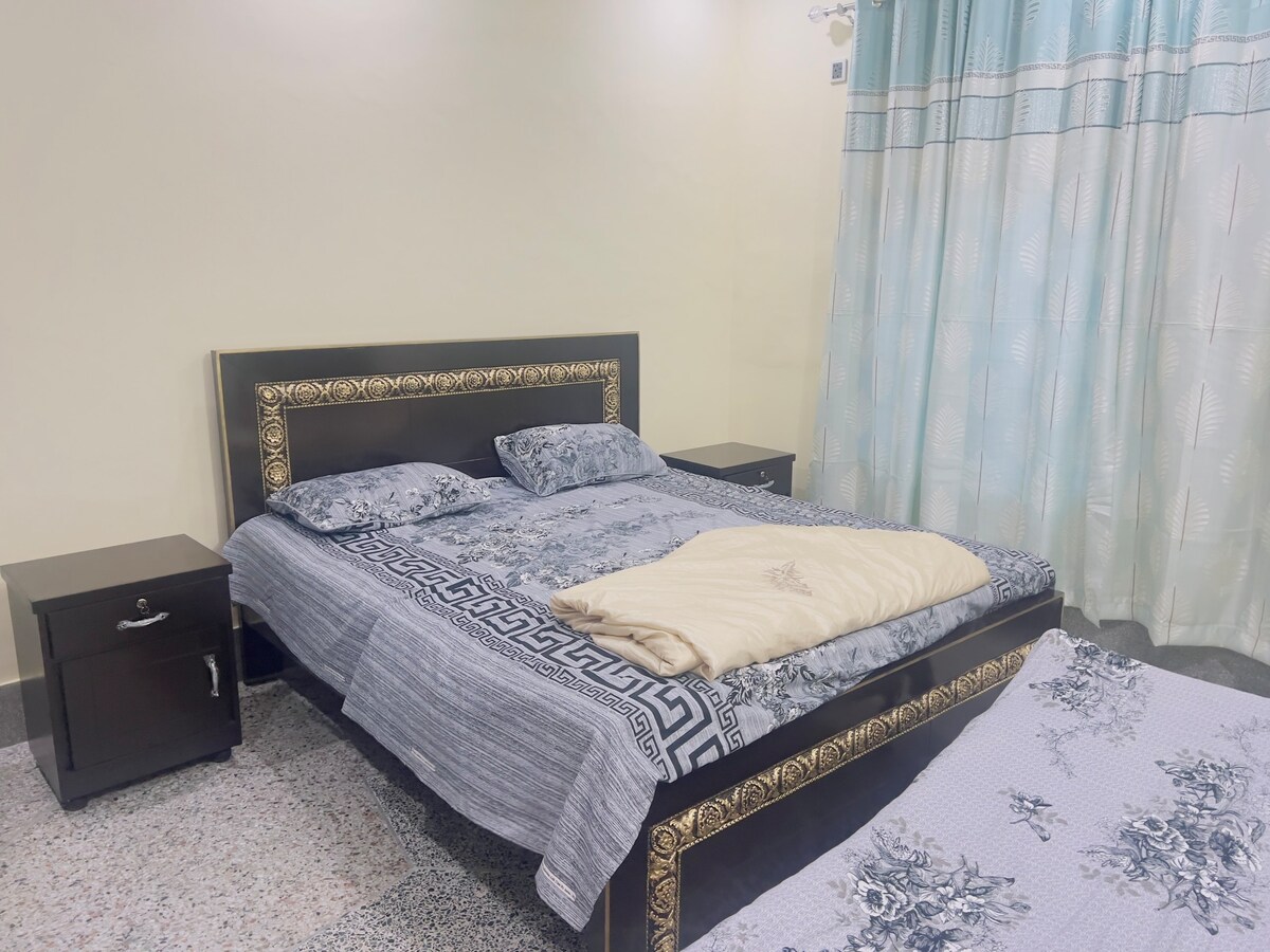 Furnished House Fr Rnt in Mirpur