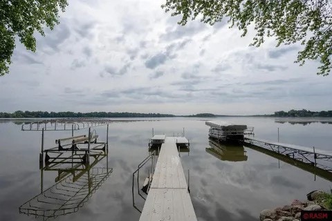 Relax on Lake Jefferson