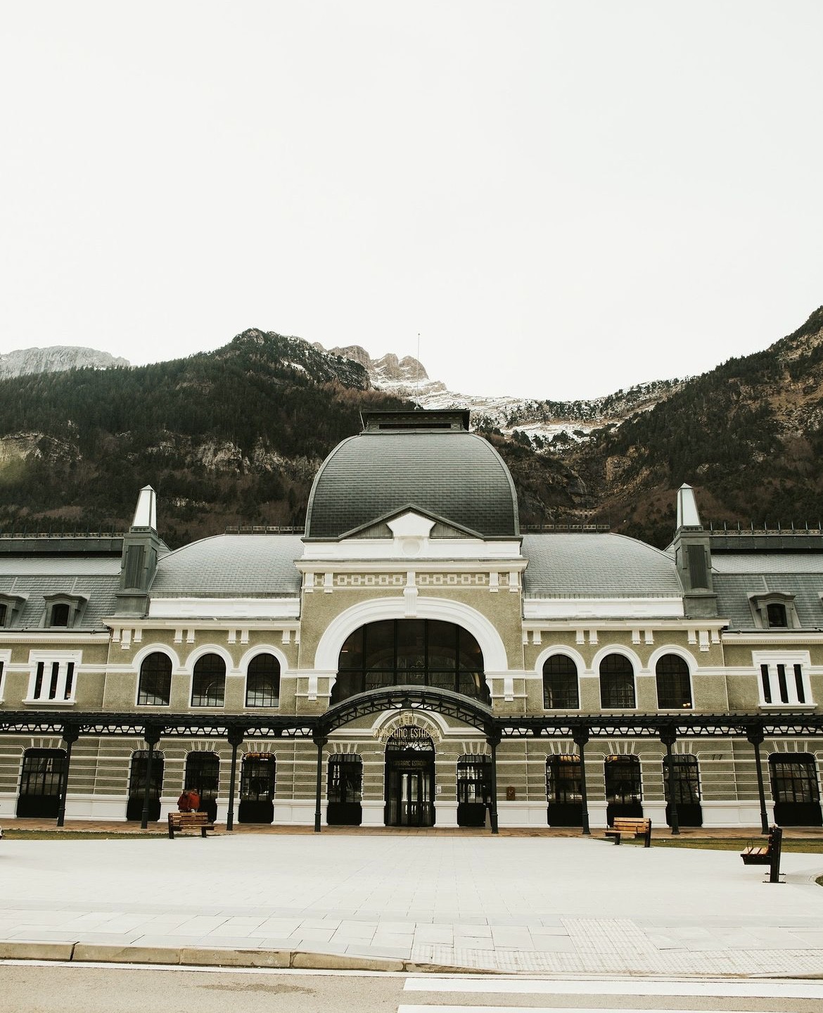 Duplex Alpino, Canfranc Estación