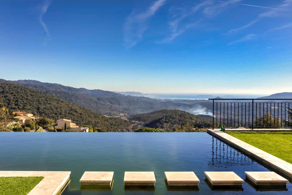 Villa de luxe avec piscine chauffée et jacuzzi