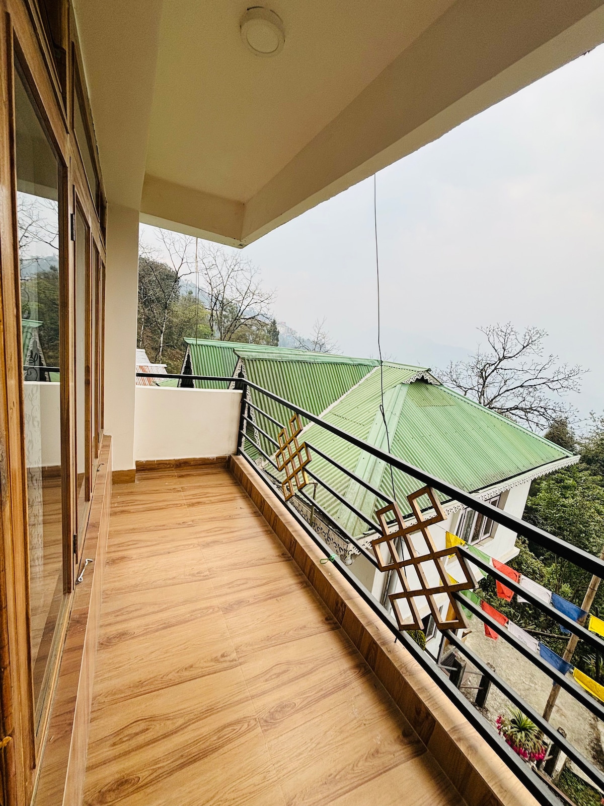 Unique &luxurious hill view stay