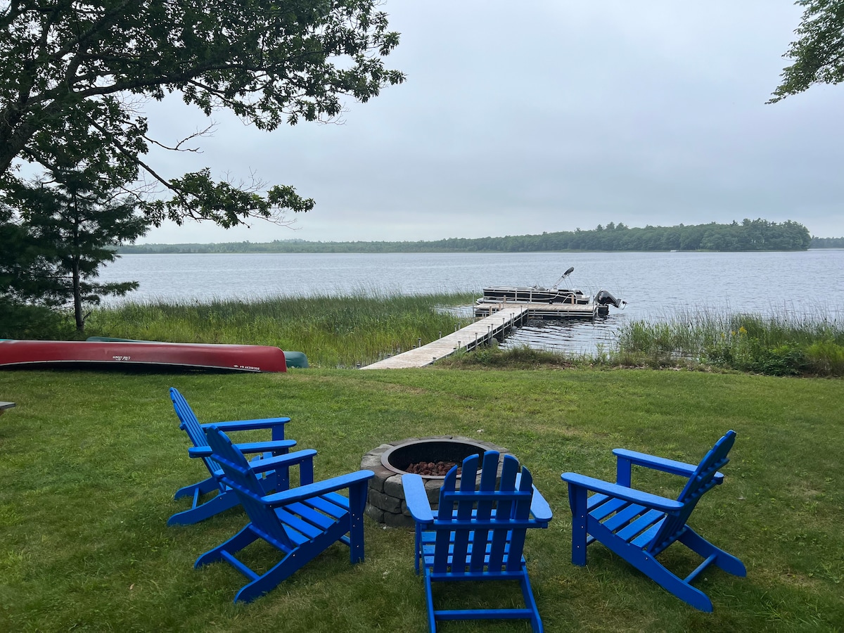 Cozy Cottage on Pennamaquan Lake