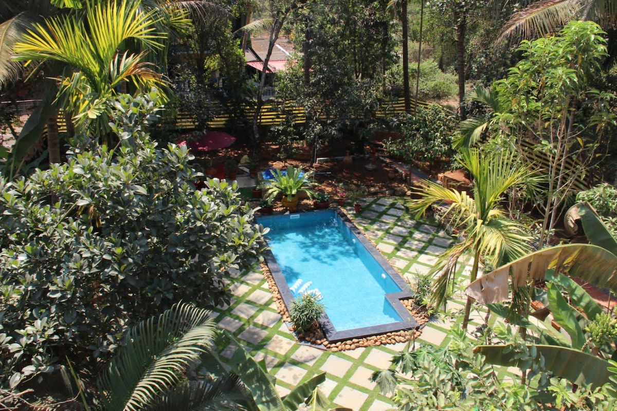 6 bhk别墅，带私人泳池，位于北果阿（ North Goa ）