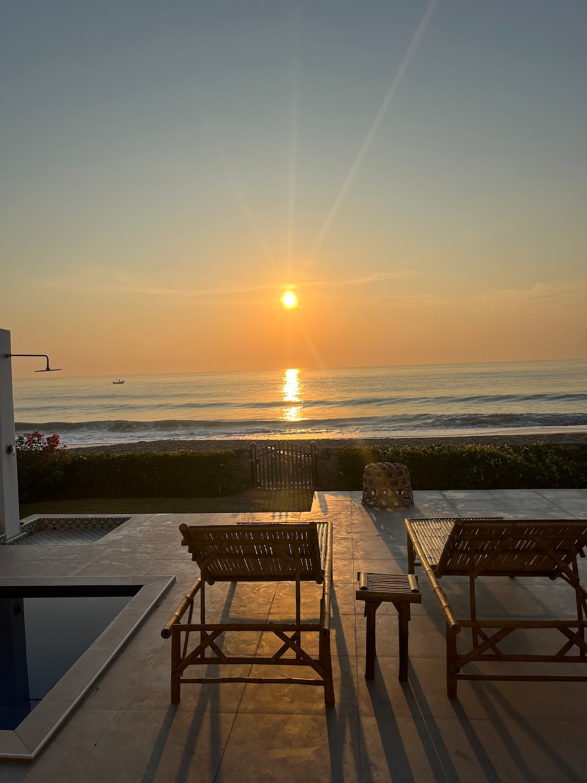 Absolute beachfront Villa