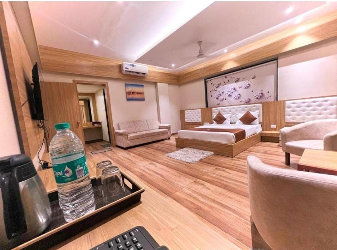 Executive Suite Near Main Temple