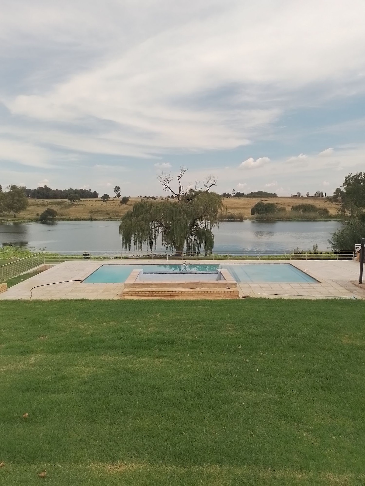 Vaal Ultimate Sky - Double/Twin Room Pool View