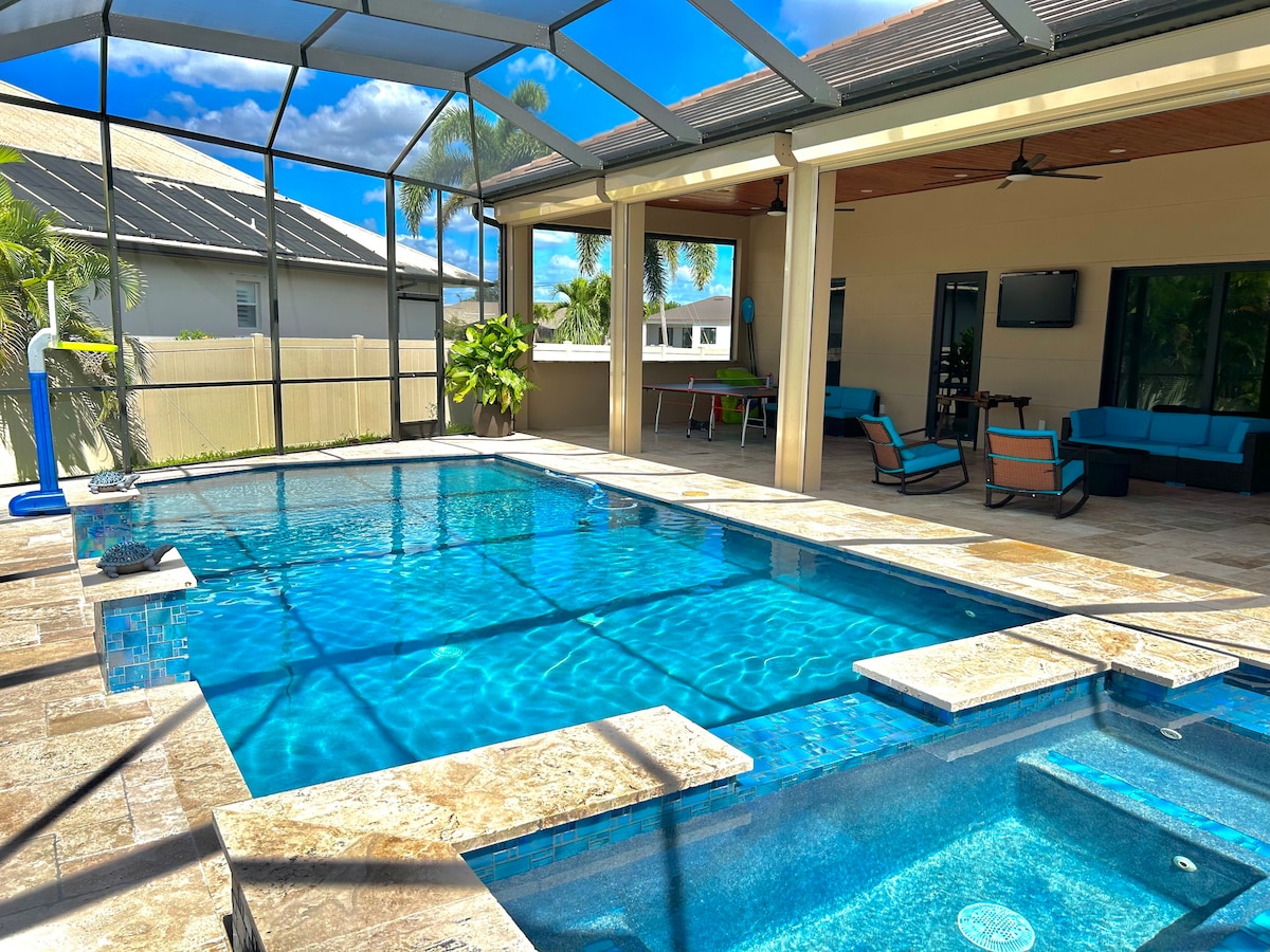 Upscale Luxury Villa Cape Coral