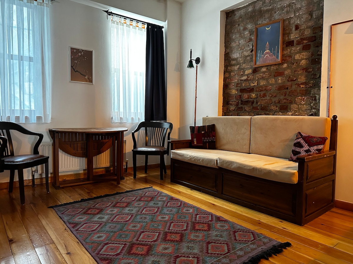 2Br/2Ba, Ground Flr of Historical Building, Galata