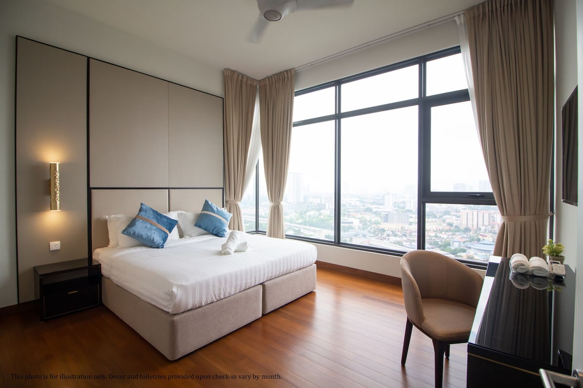 Pavilion Embassy Suites 3BR 5 PAX KLCC