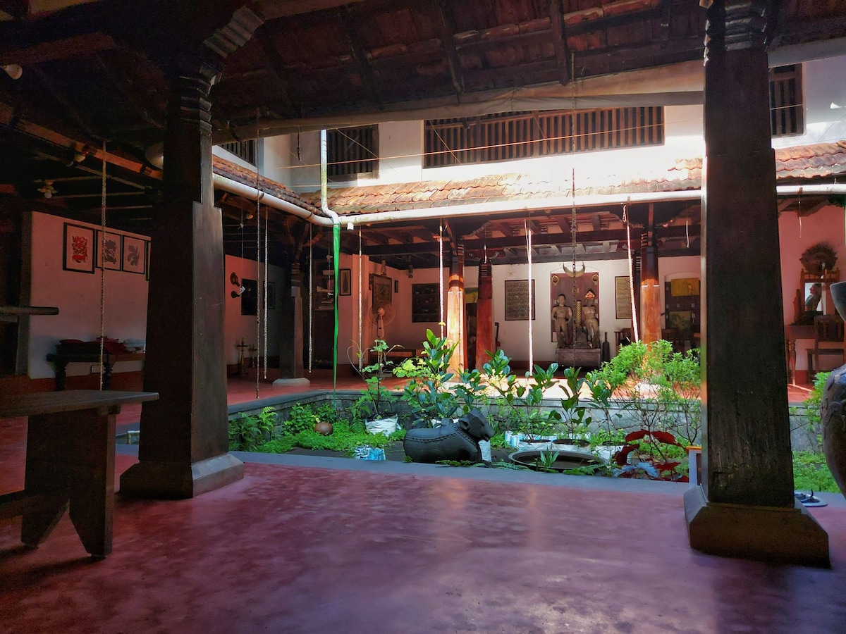 Kuduremukh Heritage Stay by the Falls - Deluxe 2