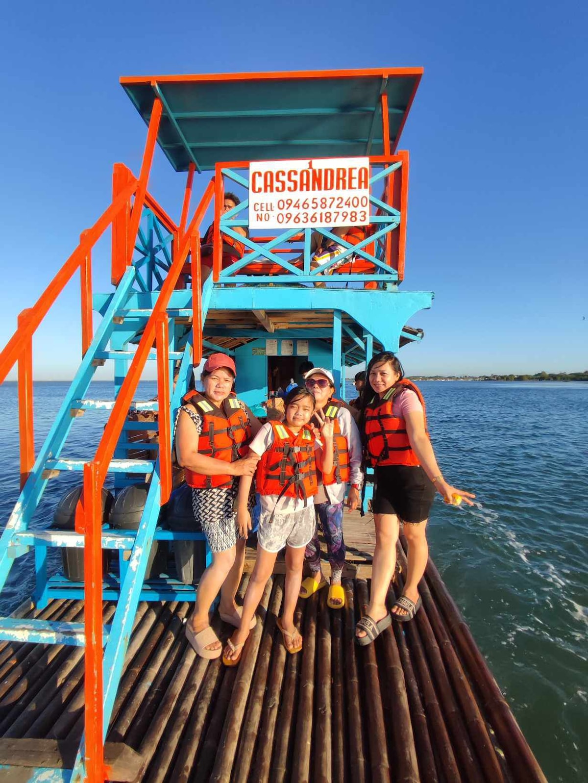 Batangas Floating Cottage Tour