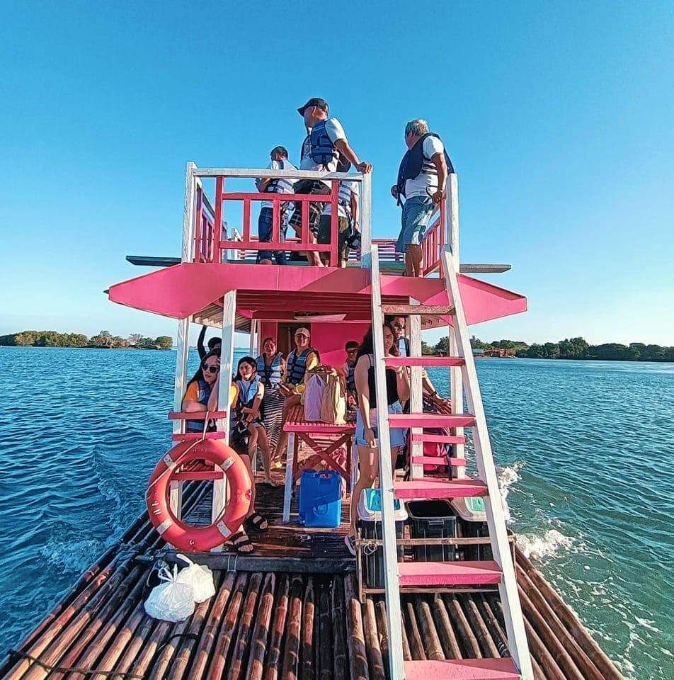 Batangas Floating Cottage Tour