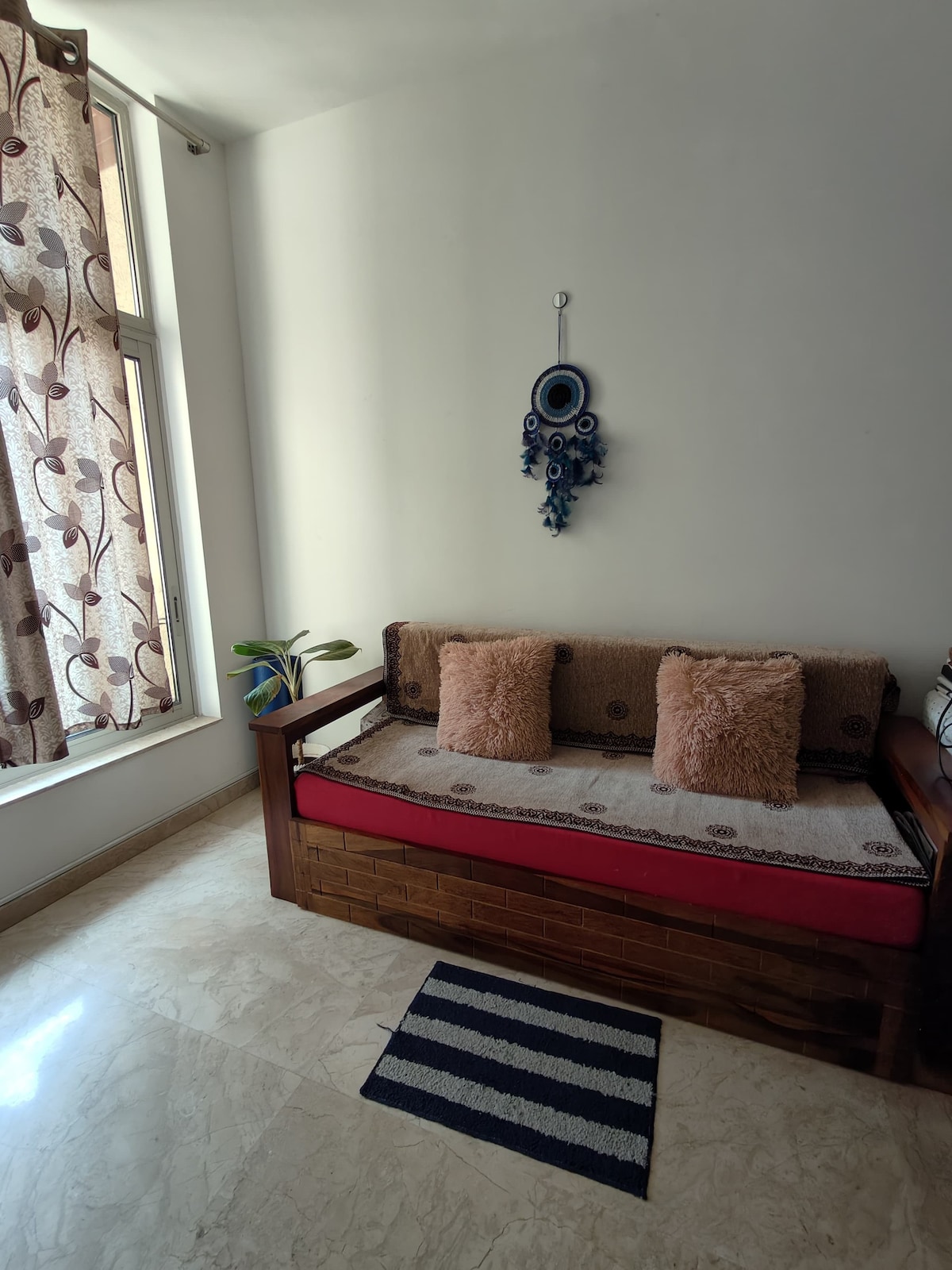 Cozy 1BHK at Hiranandani Estate