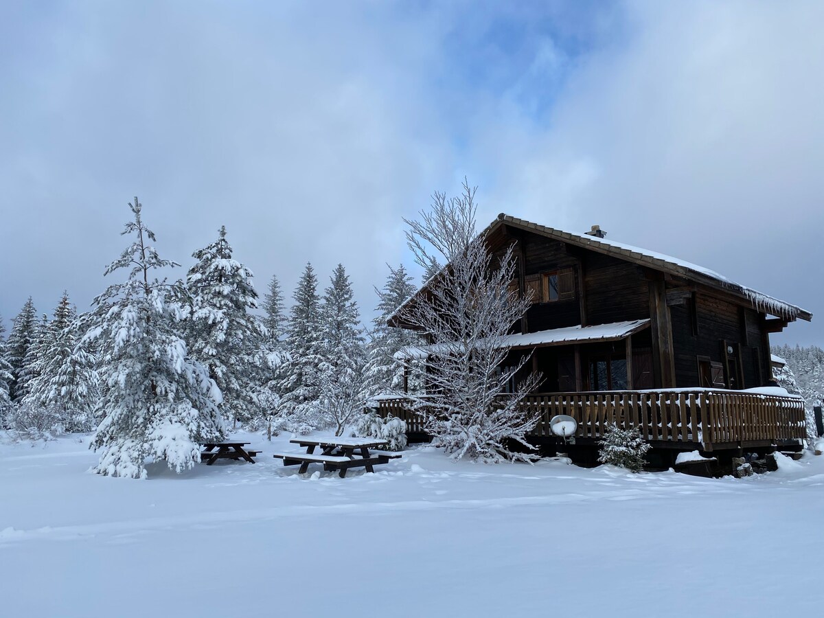 Chalet familial à Camprieu