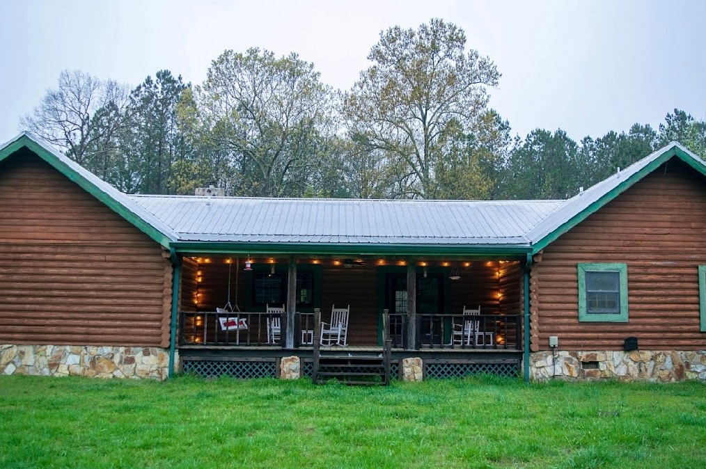 Masters Tournament Sleeps 10+ Relaxing Log Cabin