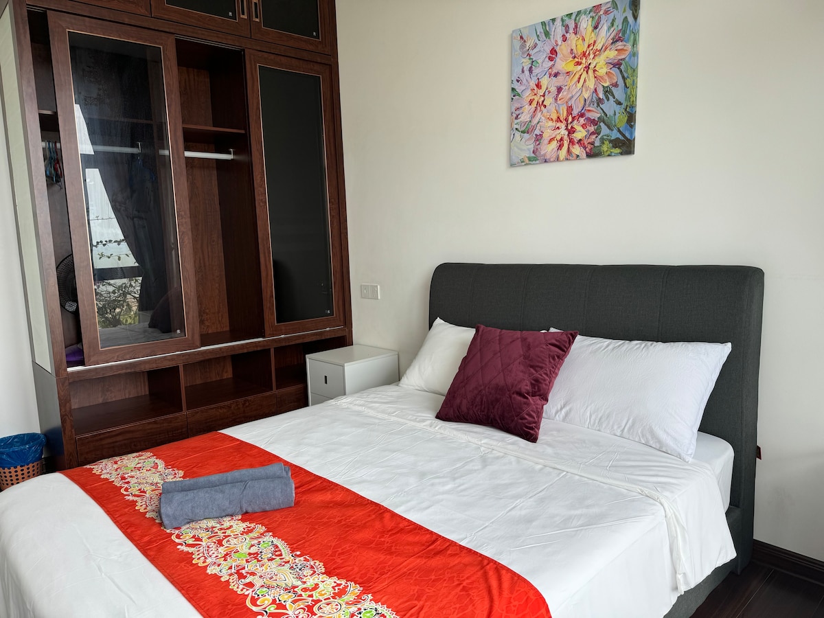 Oceanfront Suite 4R3B |8-12pax| @ King's Homestay