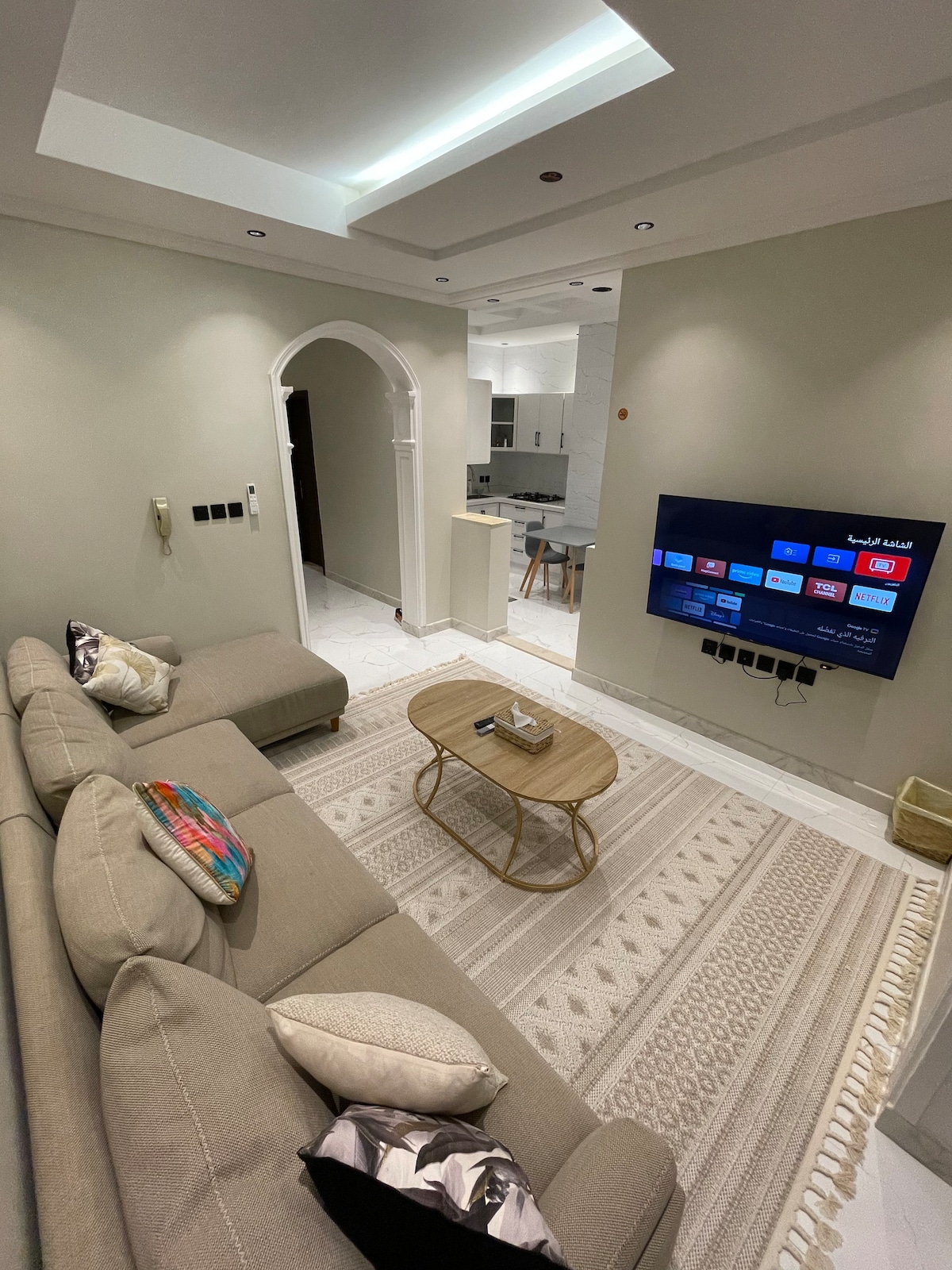 A Stylish 2Bedroom & Living Room