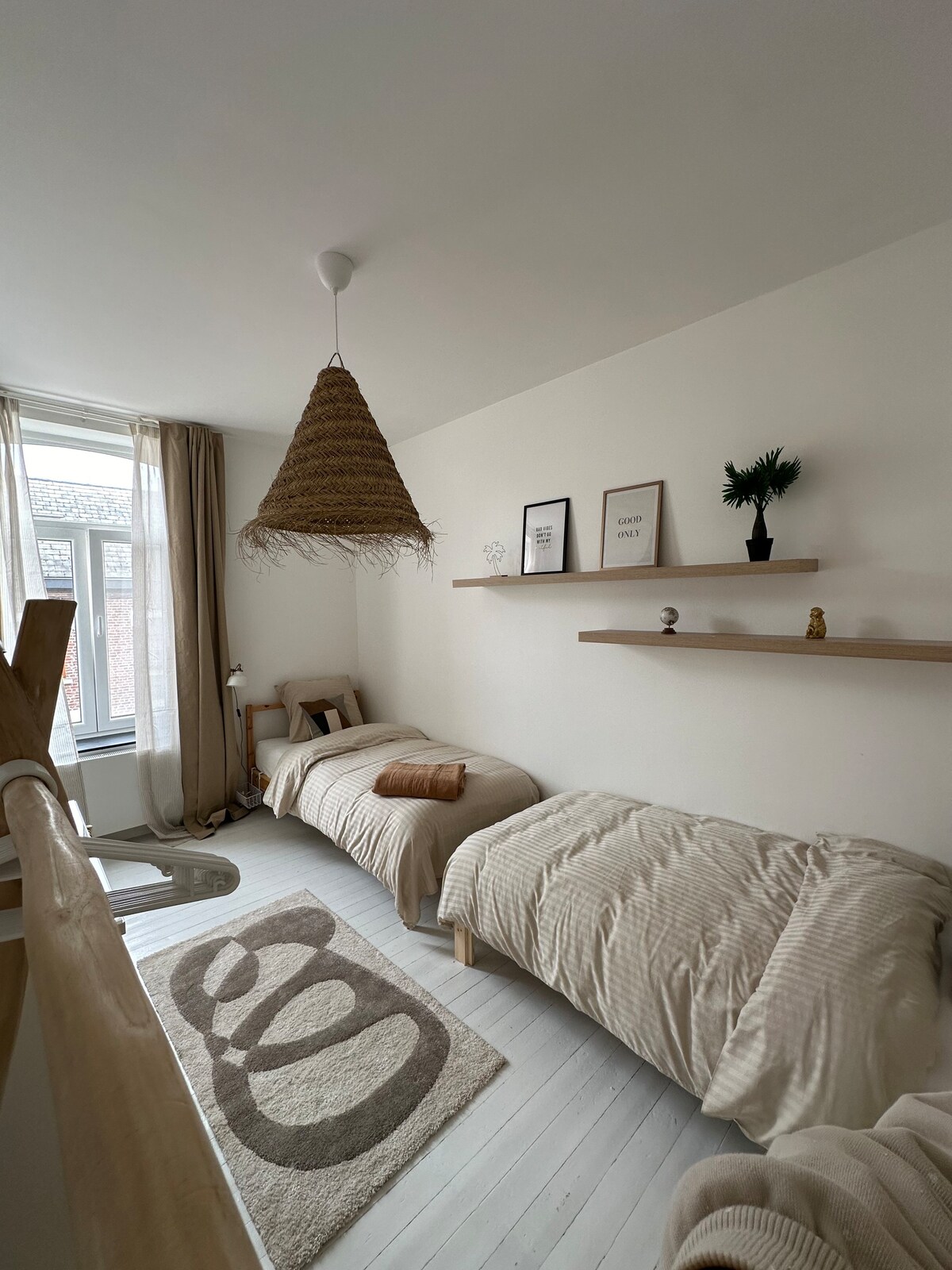 Une chambre privée avec deux lits simples ‘Sable’