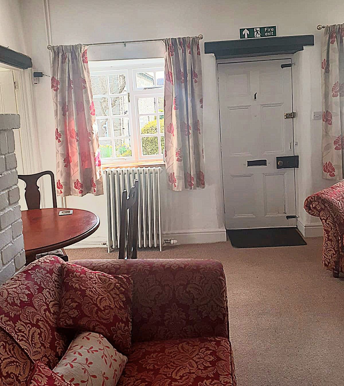 4 Bedroom Cottage in Wickwar