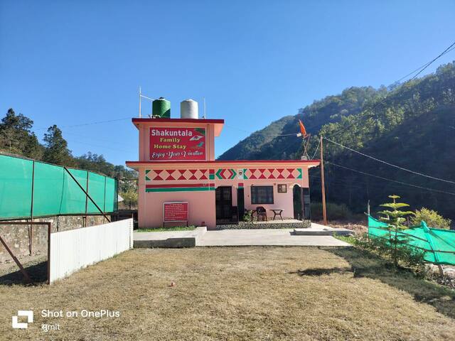 Rothan Bhilangi的民宿