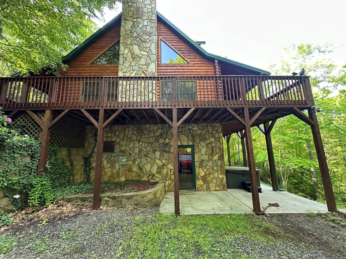 Tranquil Oaks Cabin
