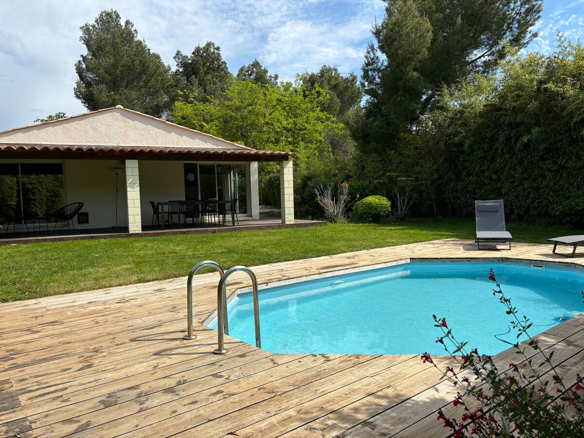 Villa de vacances avec piscine