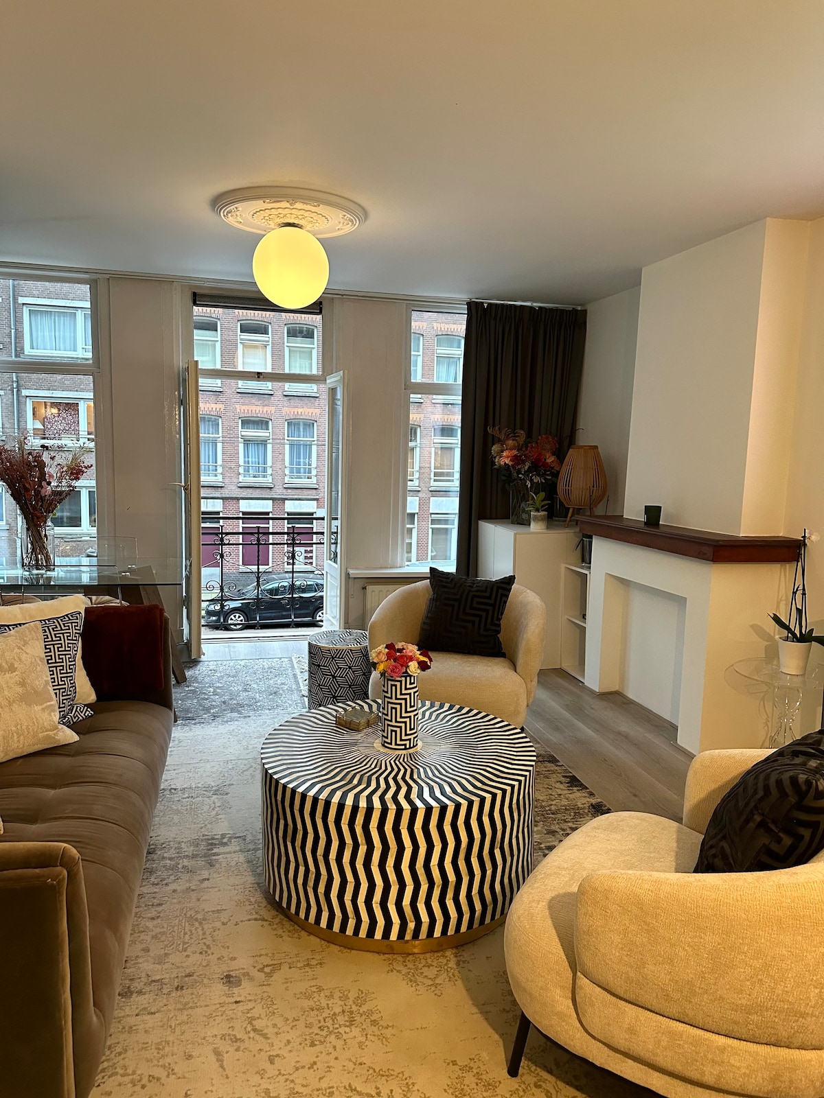 Charming 2 Bedroom Apt in Amsterdam City center