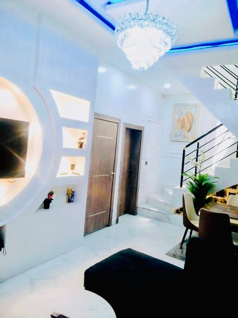 Luxury House In Lekki Lagos