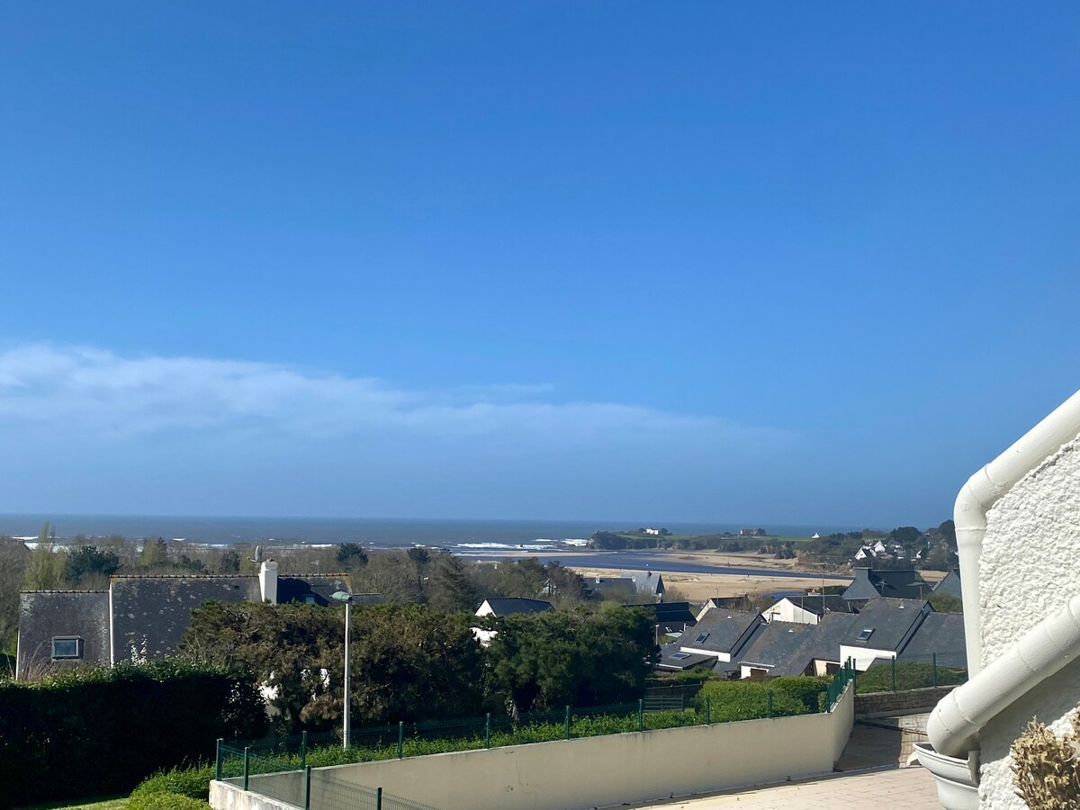 Studio avec vue sur mer, piscine, place de parking