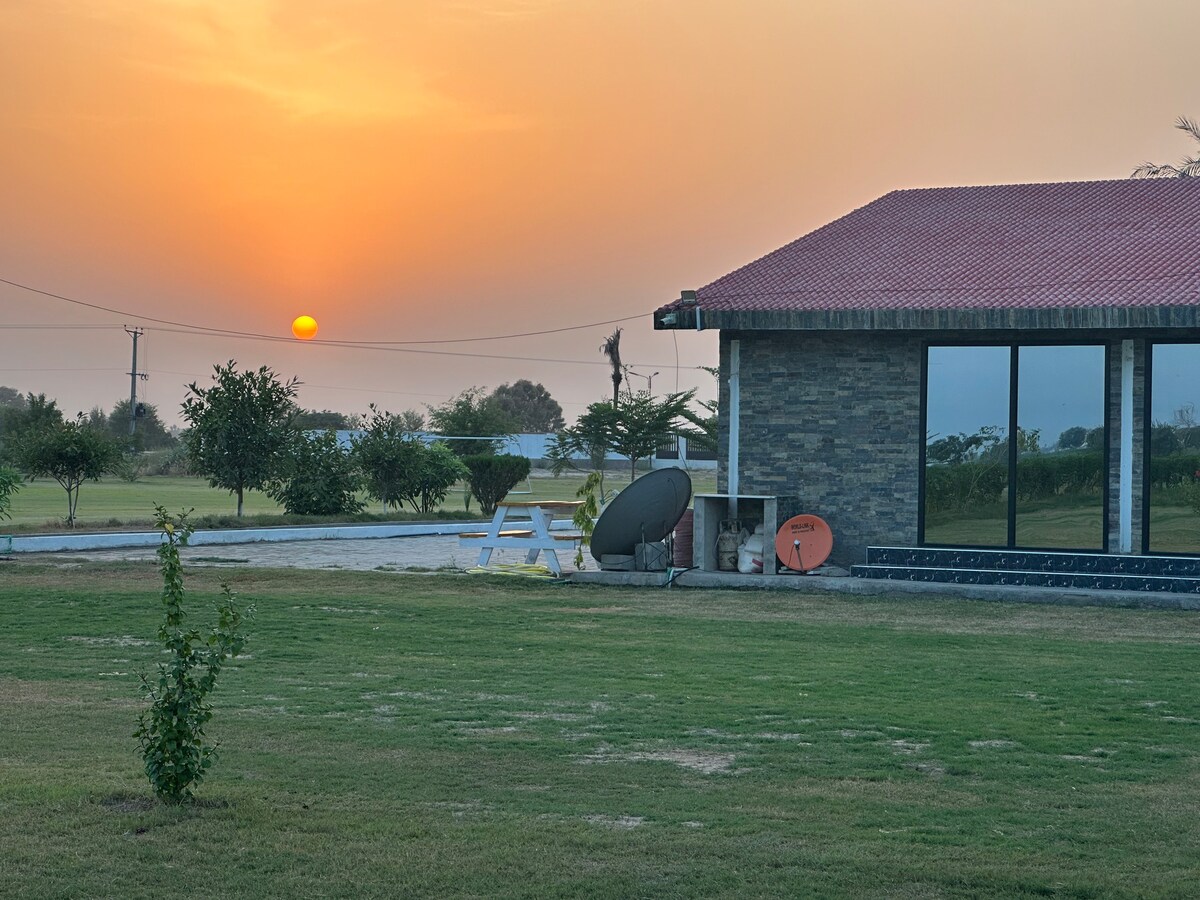 Tehzeeb Farmhouse