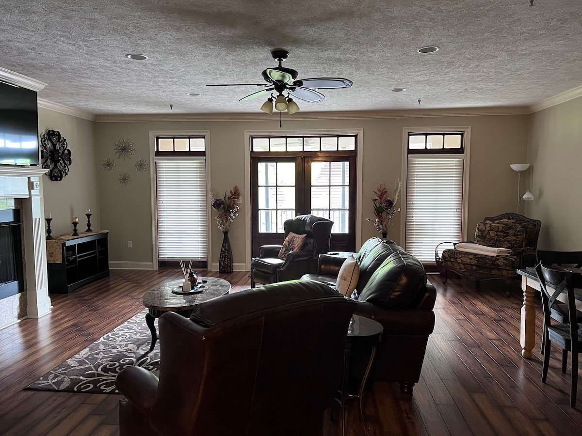 Cozy condo downtown Natchitoches