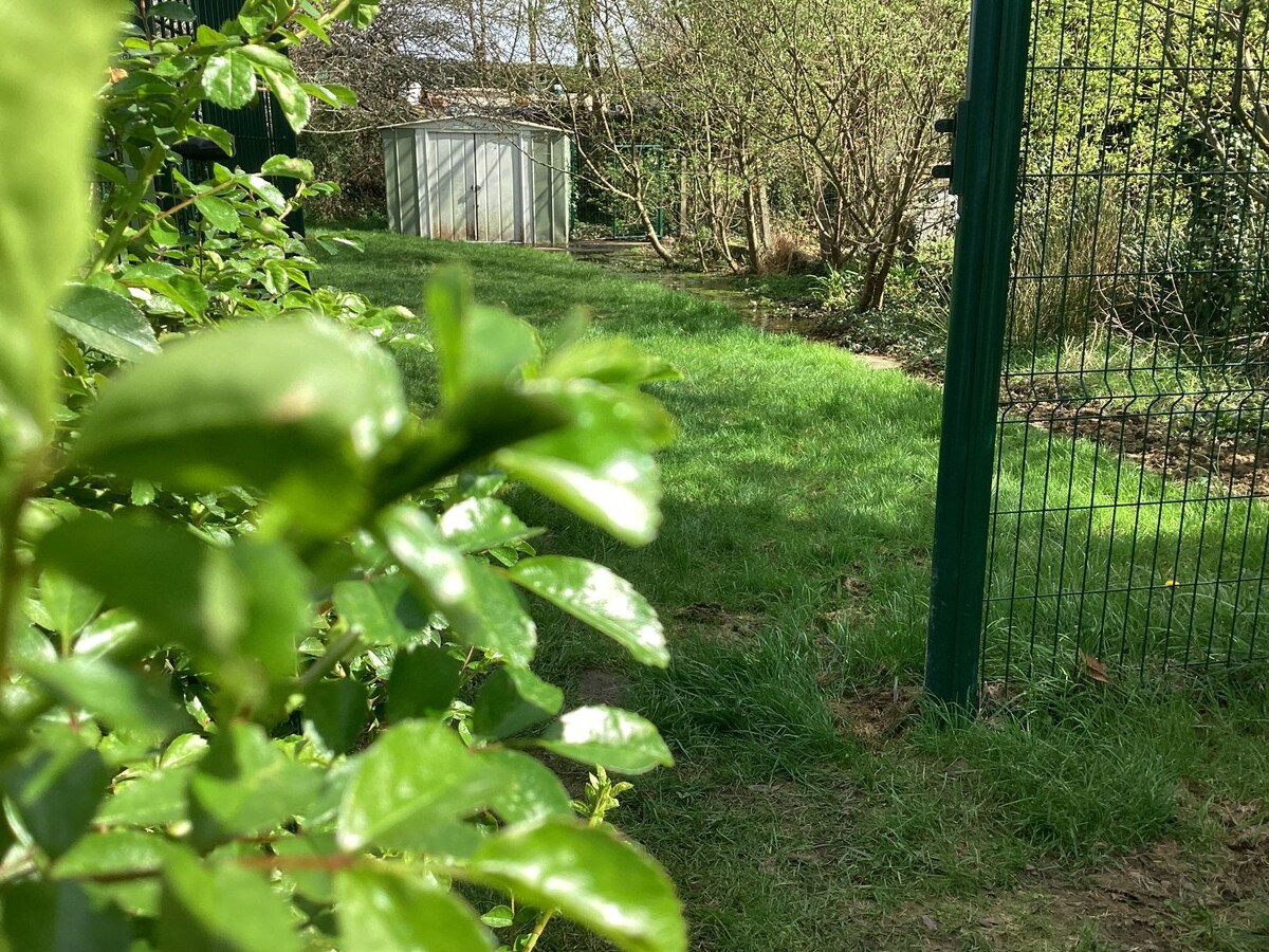 Maisonnette à la campagne