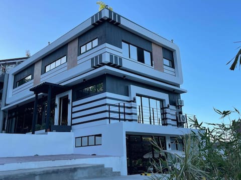 Don Robert’s Staycation House