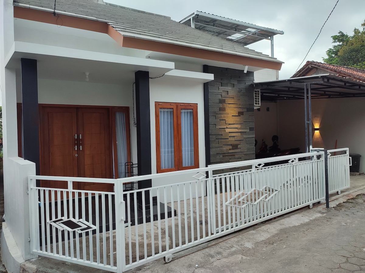 Sekar Homestay Hunian Nyaman di Sleman