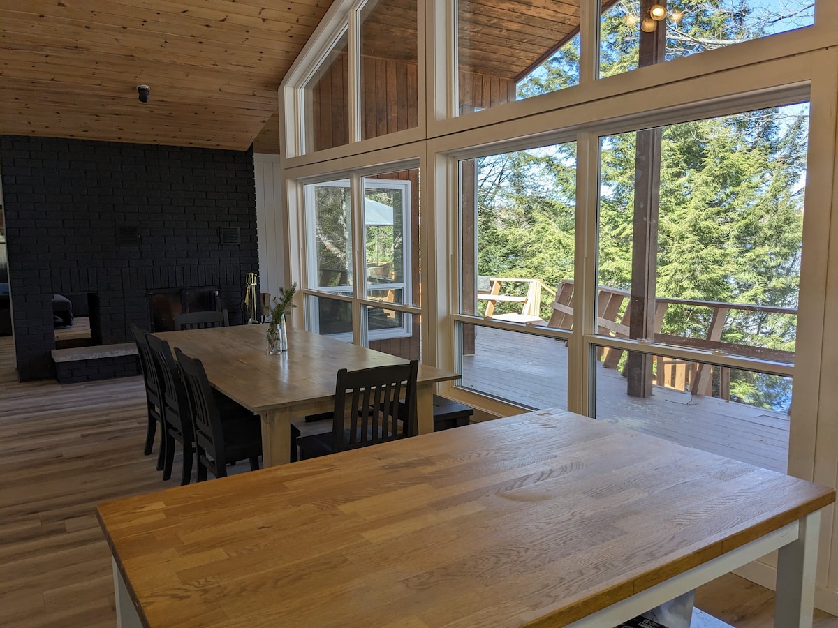 North Muskoka Lakefront Retreat