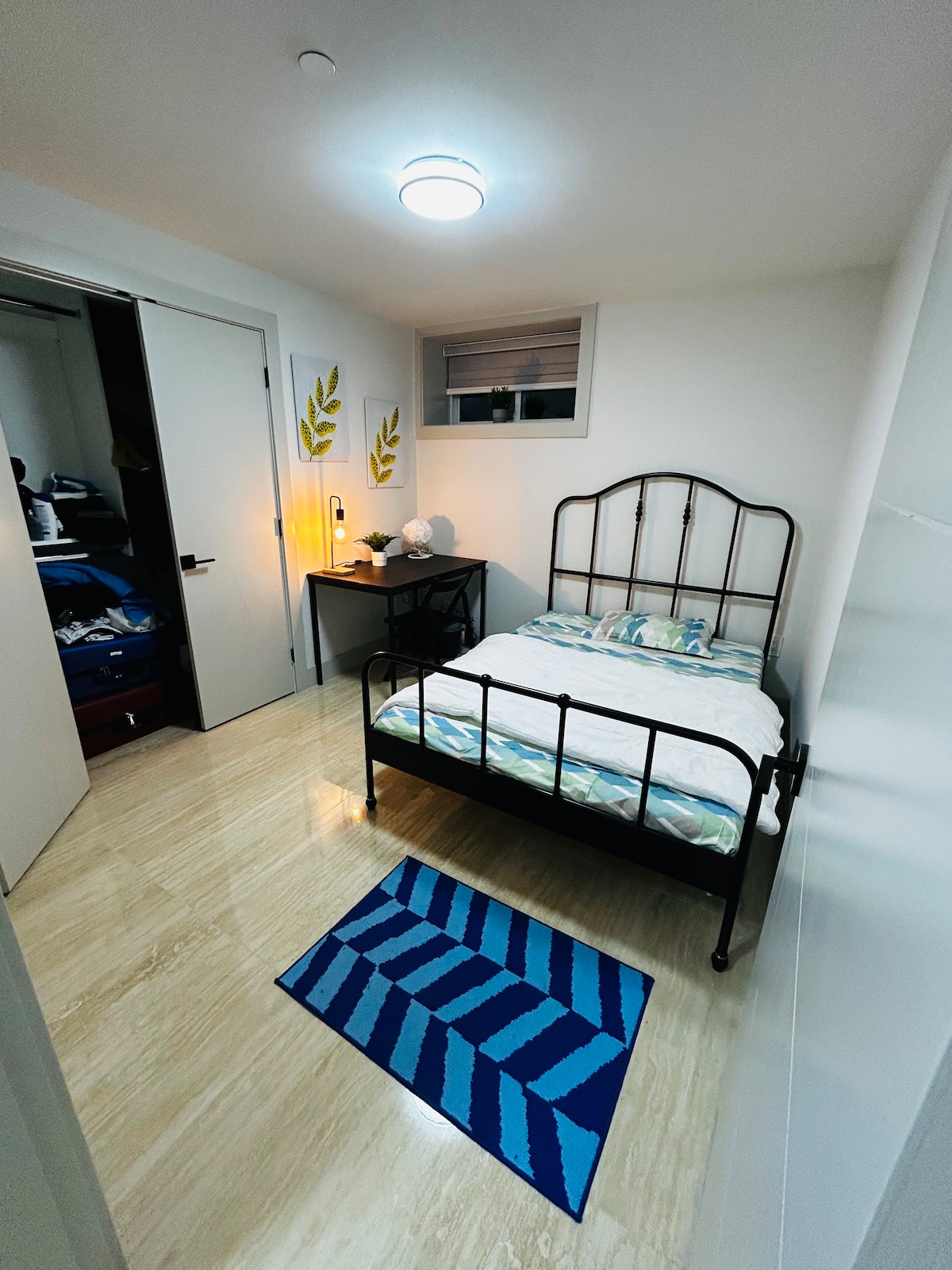 Cozy and clean Bedroom in new house