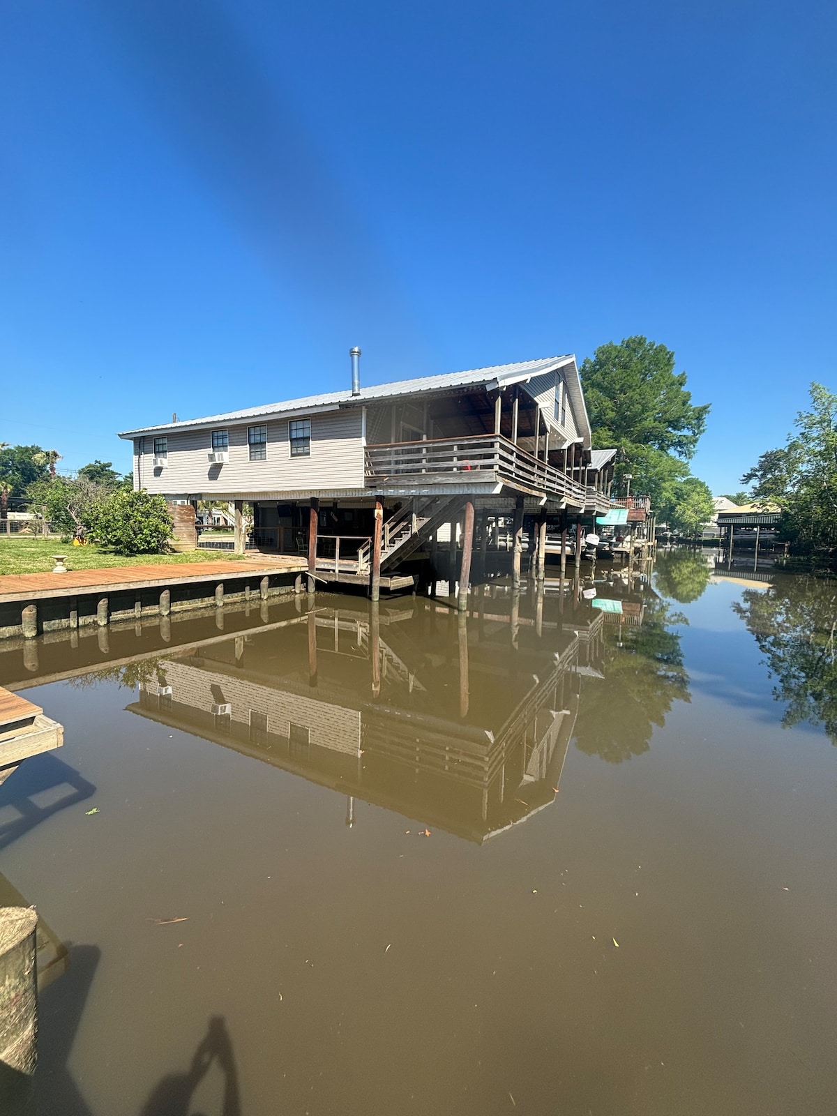 Tickfaw River 4 Bed, on water