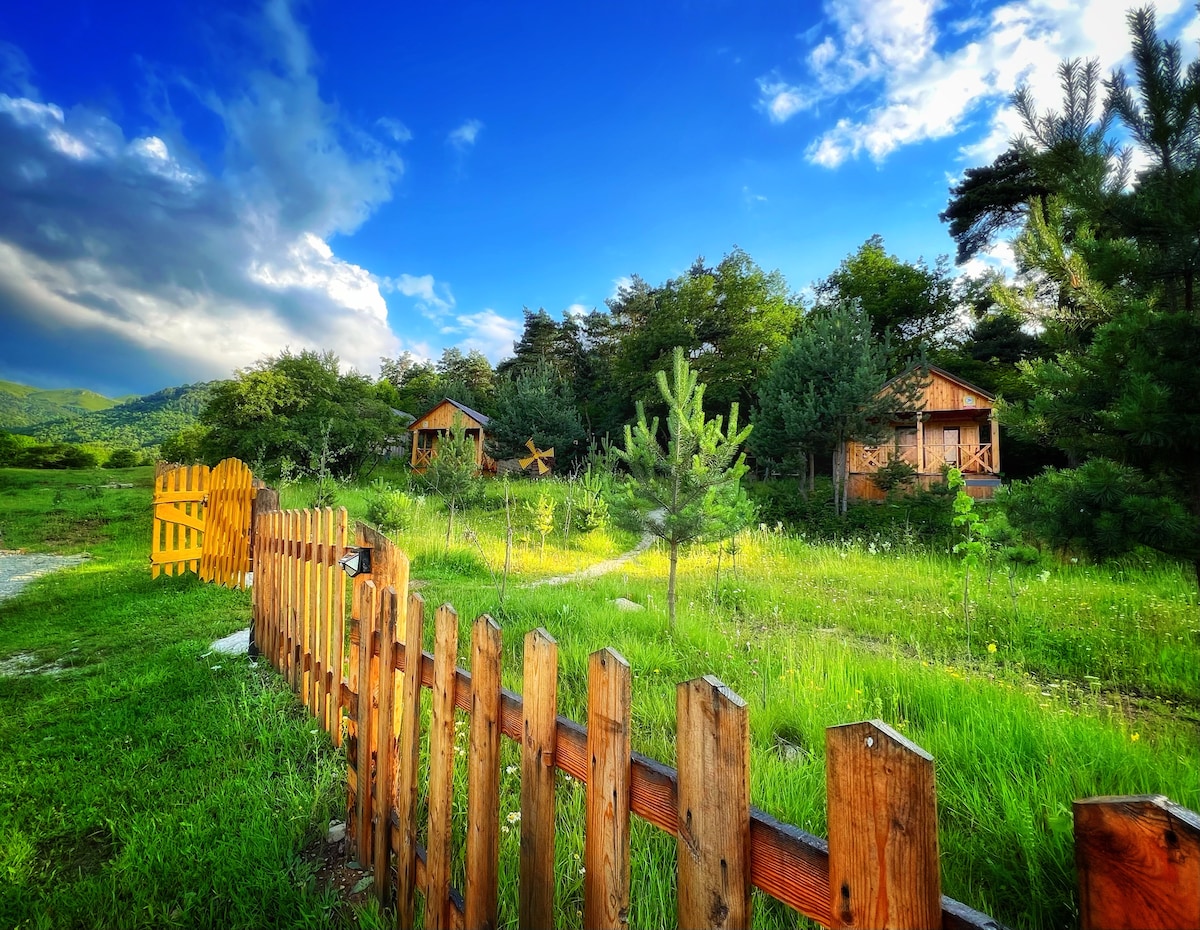 Dendropark forest cabin