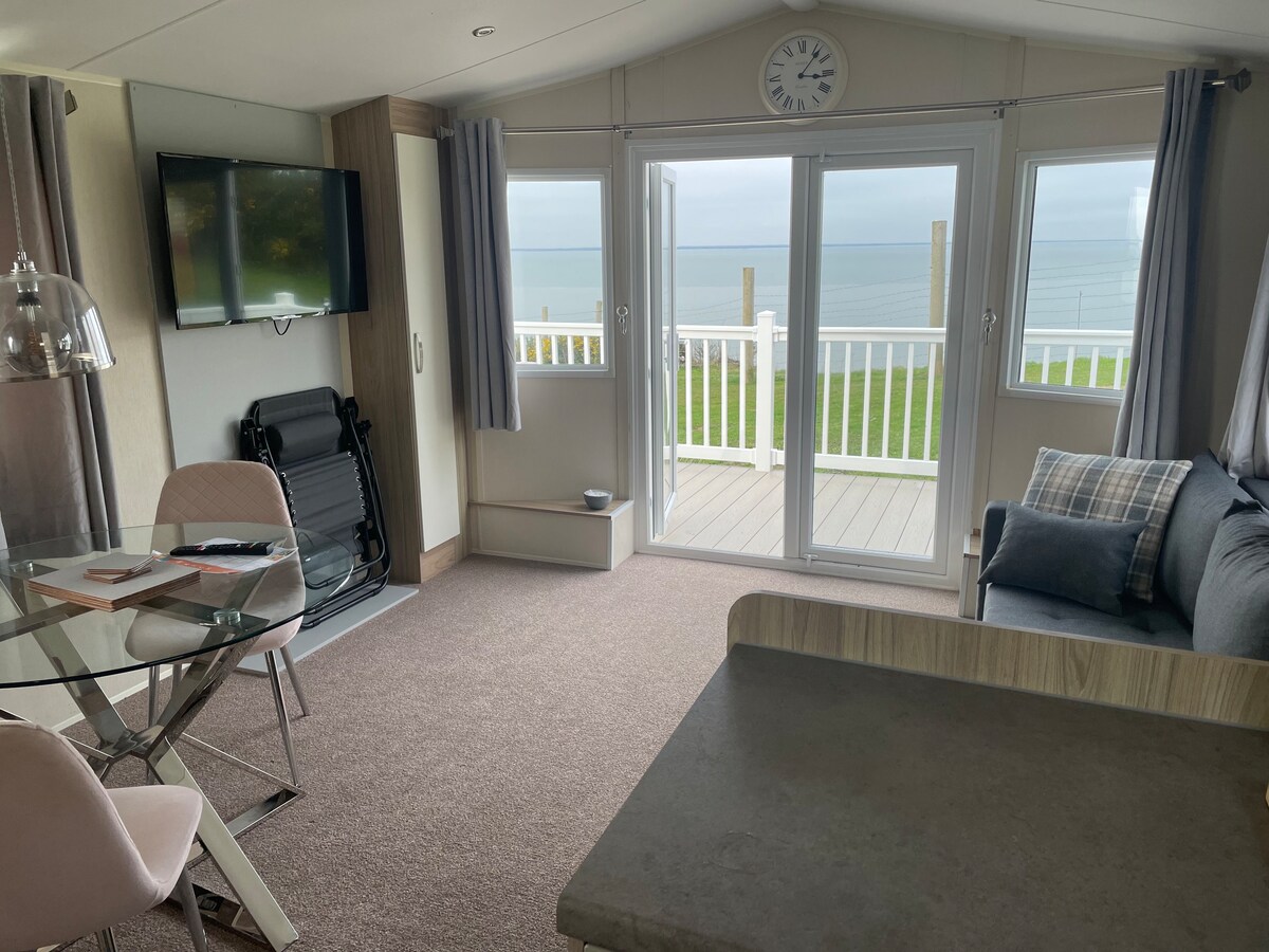 Seaview Clifftop Caravan