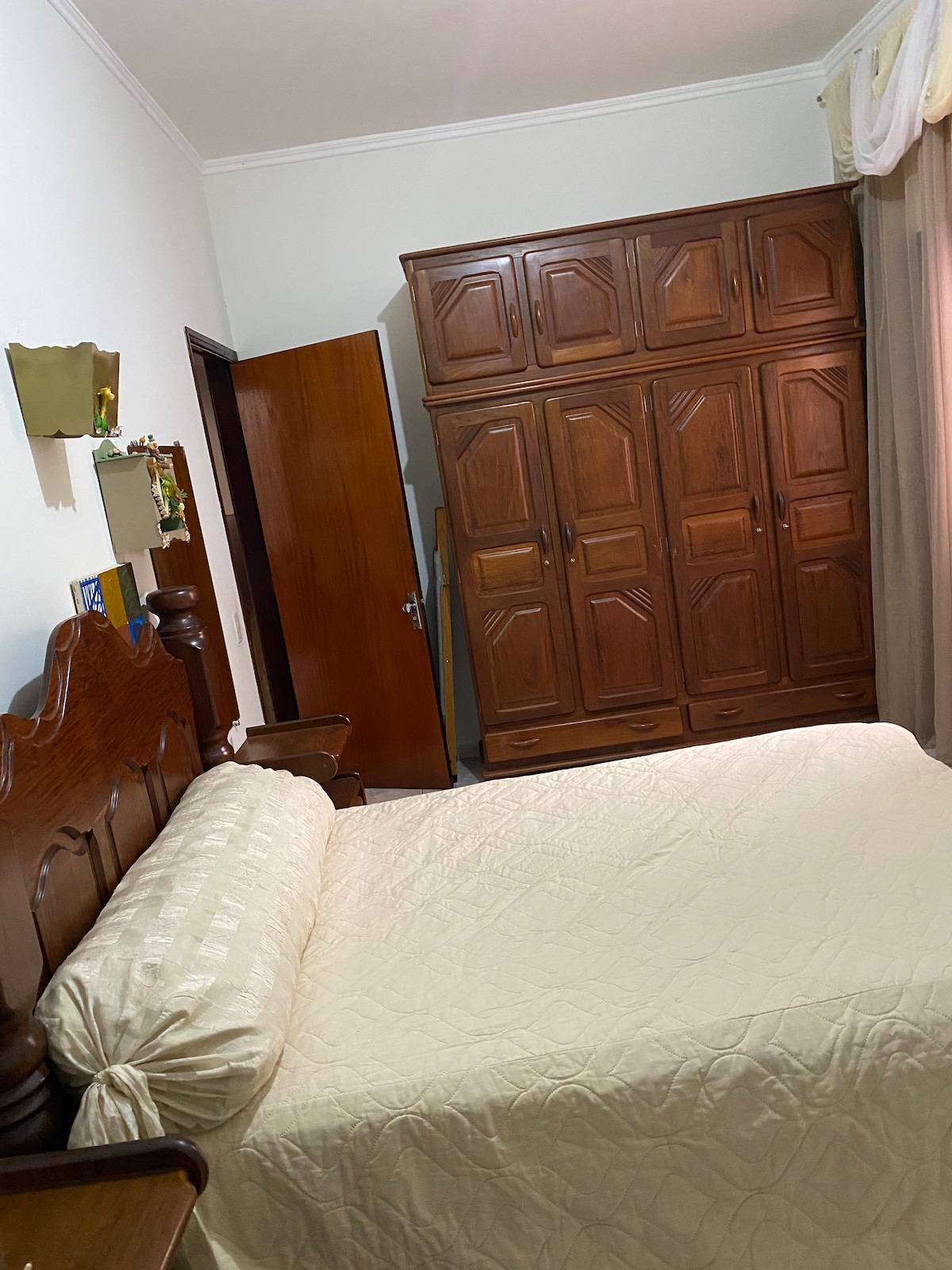 Quarto água boa 01