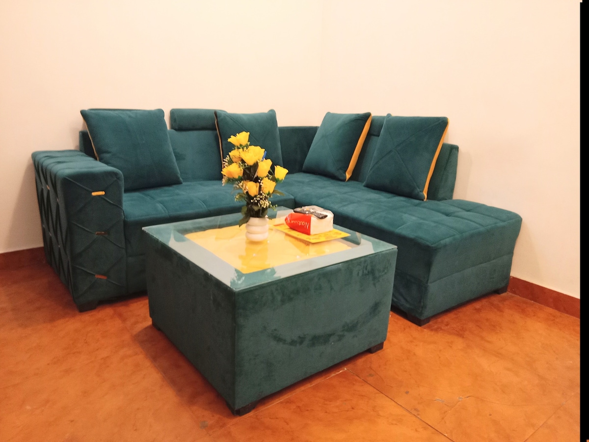 Airbnb Hauz Khas Residency 3