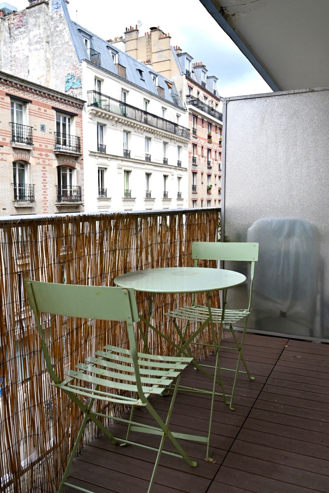 Nice apt with terrace in the heart of Paris XI !