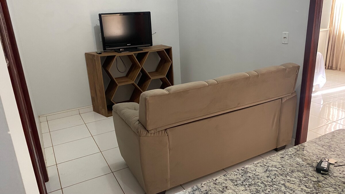 Apartamento 2/4 Mobiliado