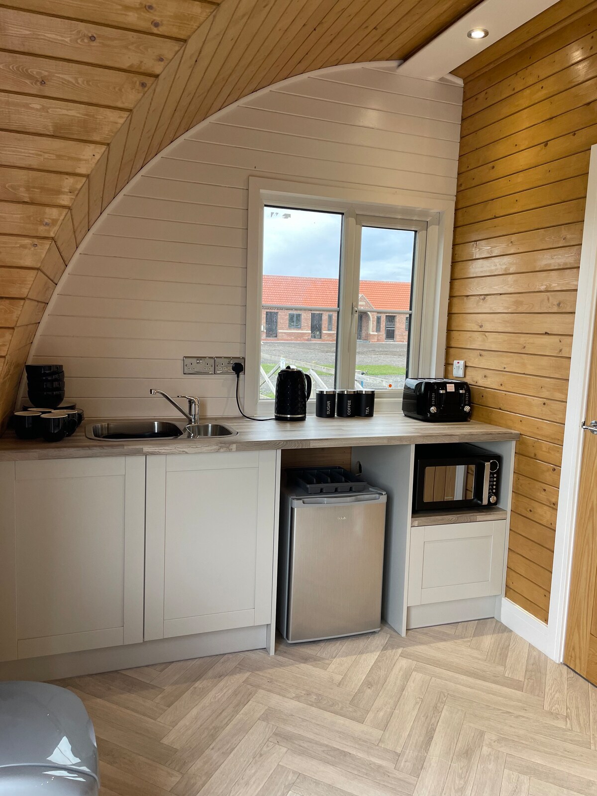 Daisy Glamping Pod