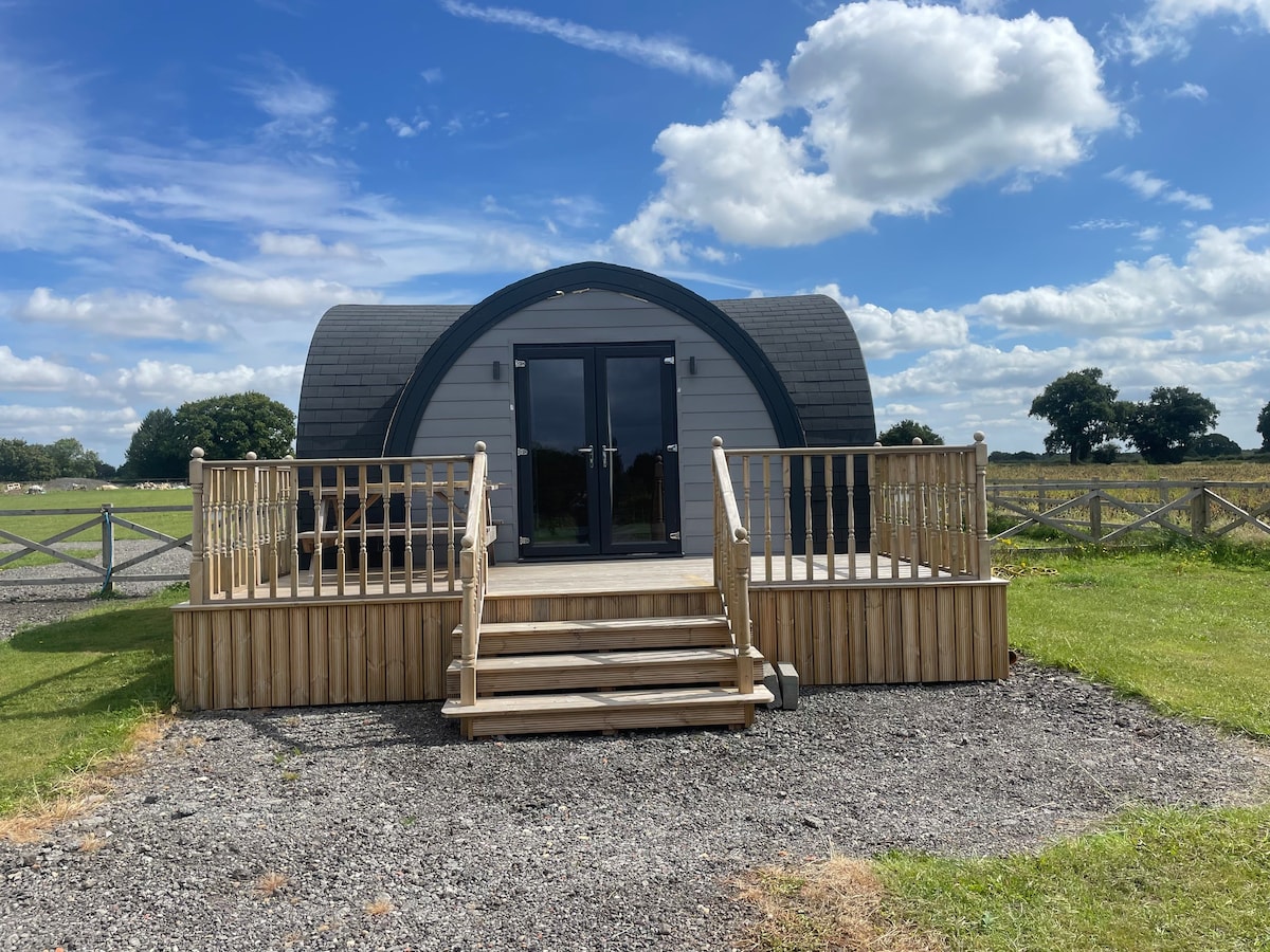 Daisy Glamping Pod