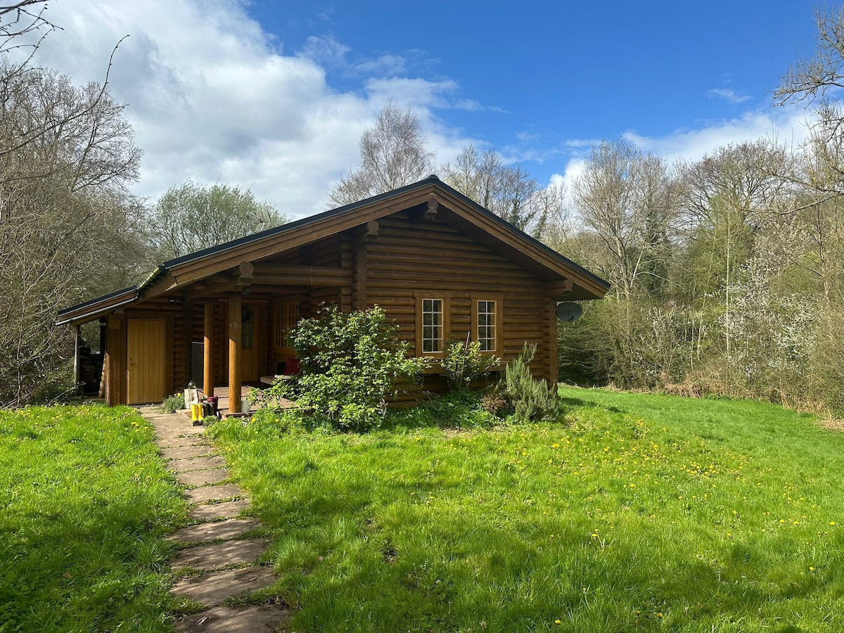 Cabin in stunning countryside