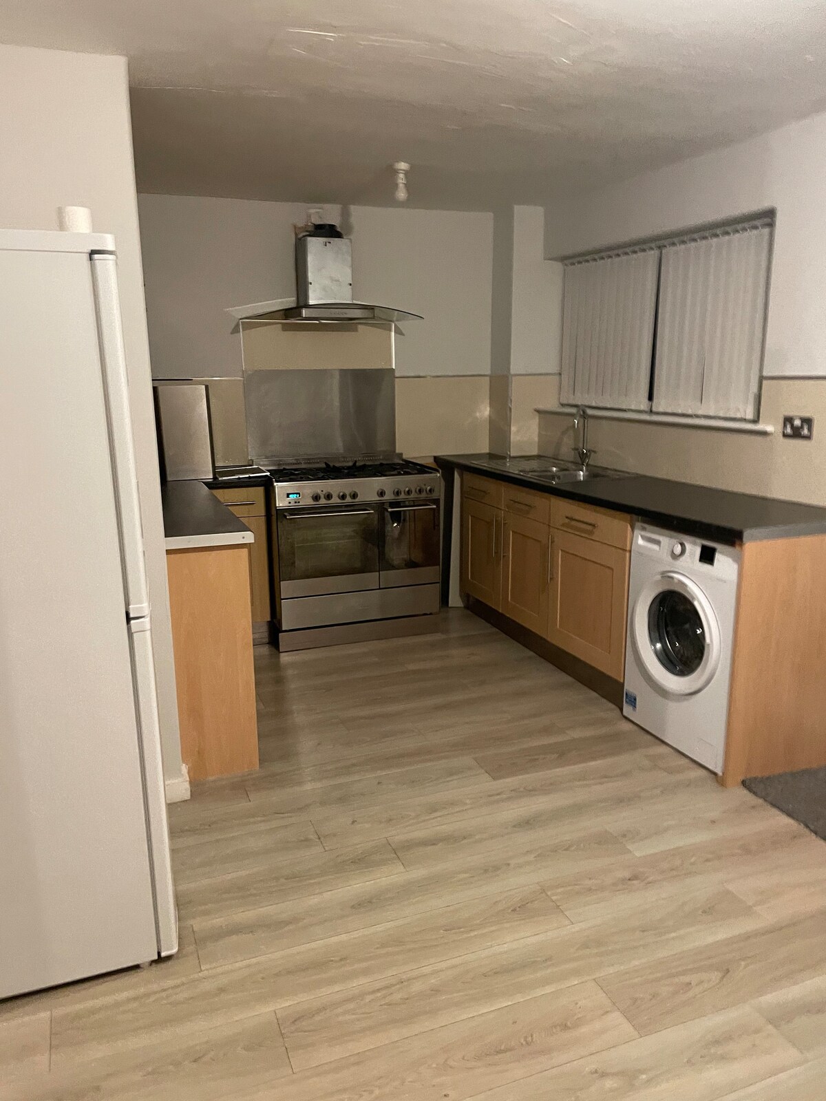 Beautiful Room In Shared House