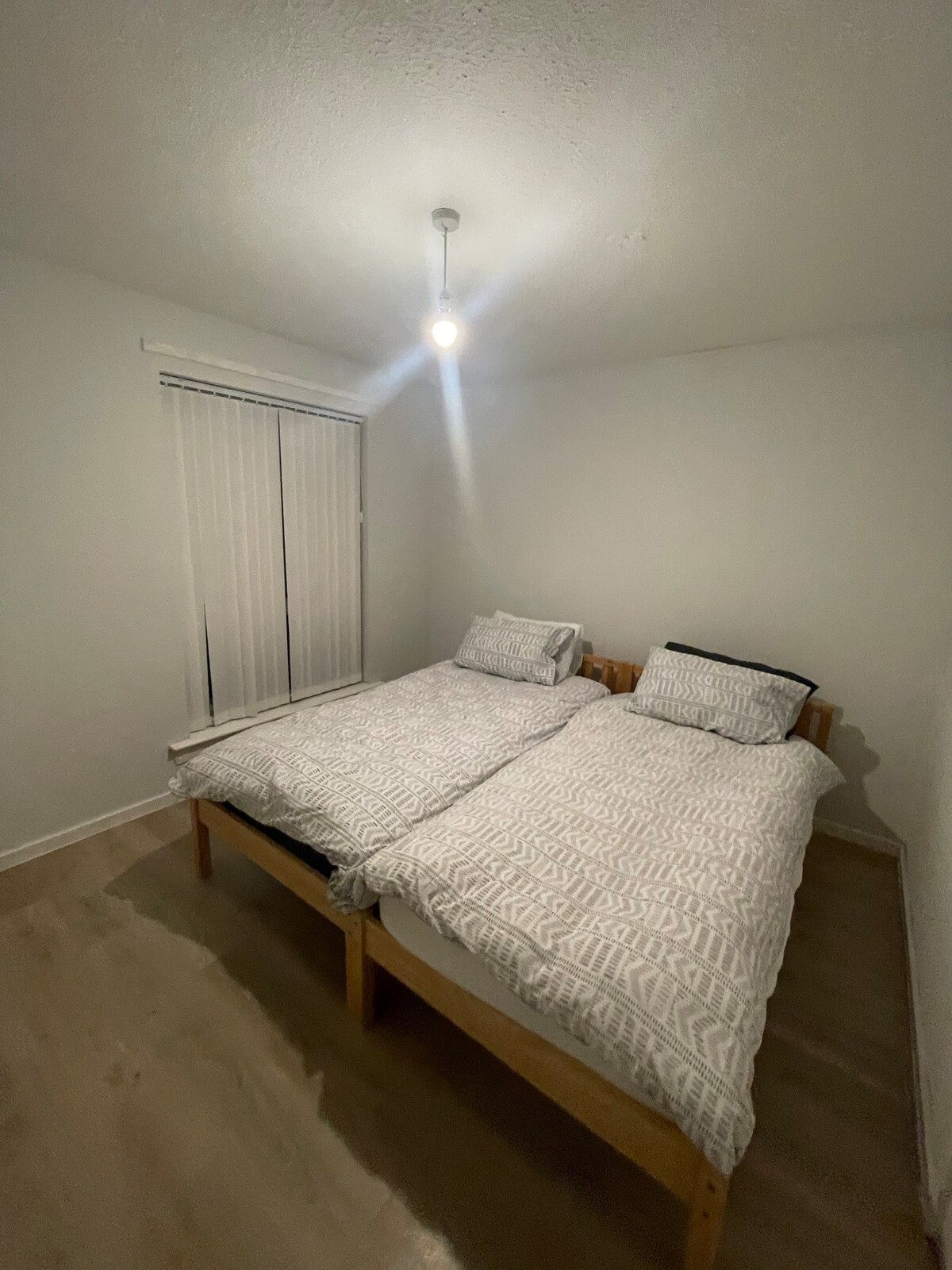 Beautiful Room In Shared House