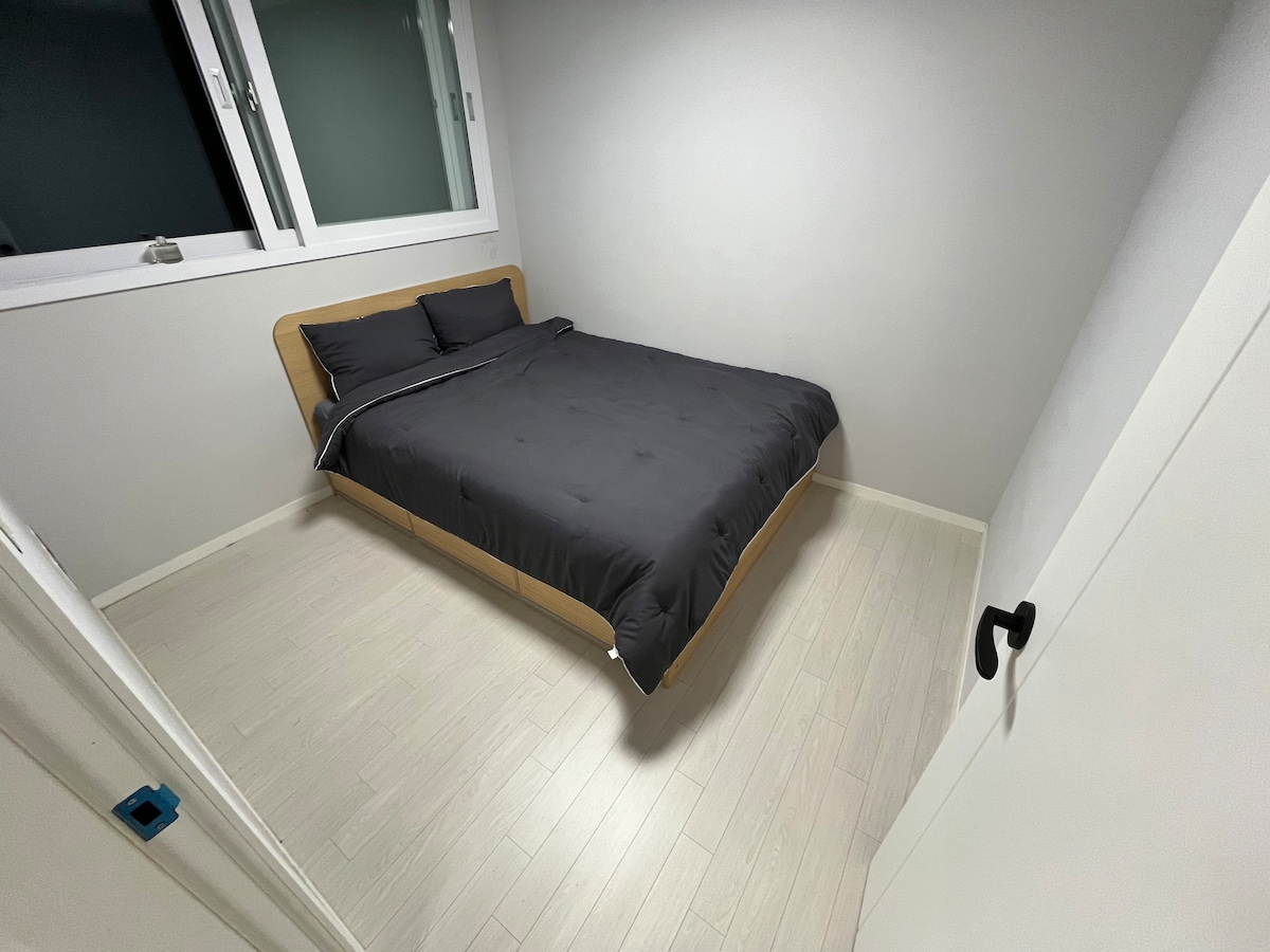 •全新开放式双卧室公寓